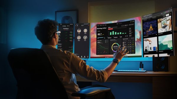 牛鑫所 【专访】影目科技CEO杨龙昇：三年内，AI眼镜将替代50%的手机功能