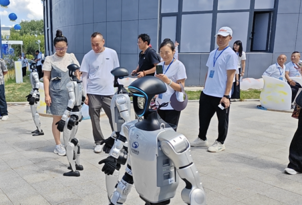 盛鹏智投 从“一机难求”到降价70%，机器人租赁市场大洗牌